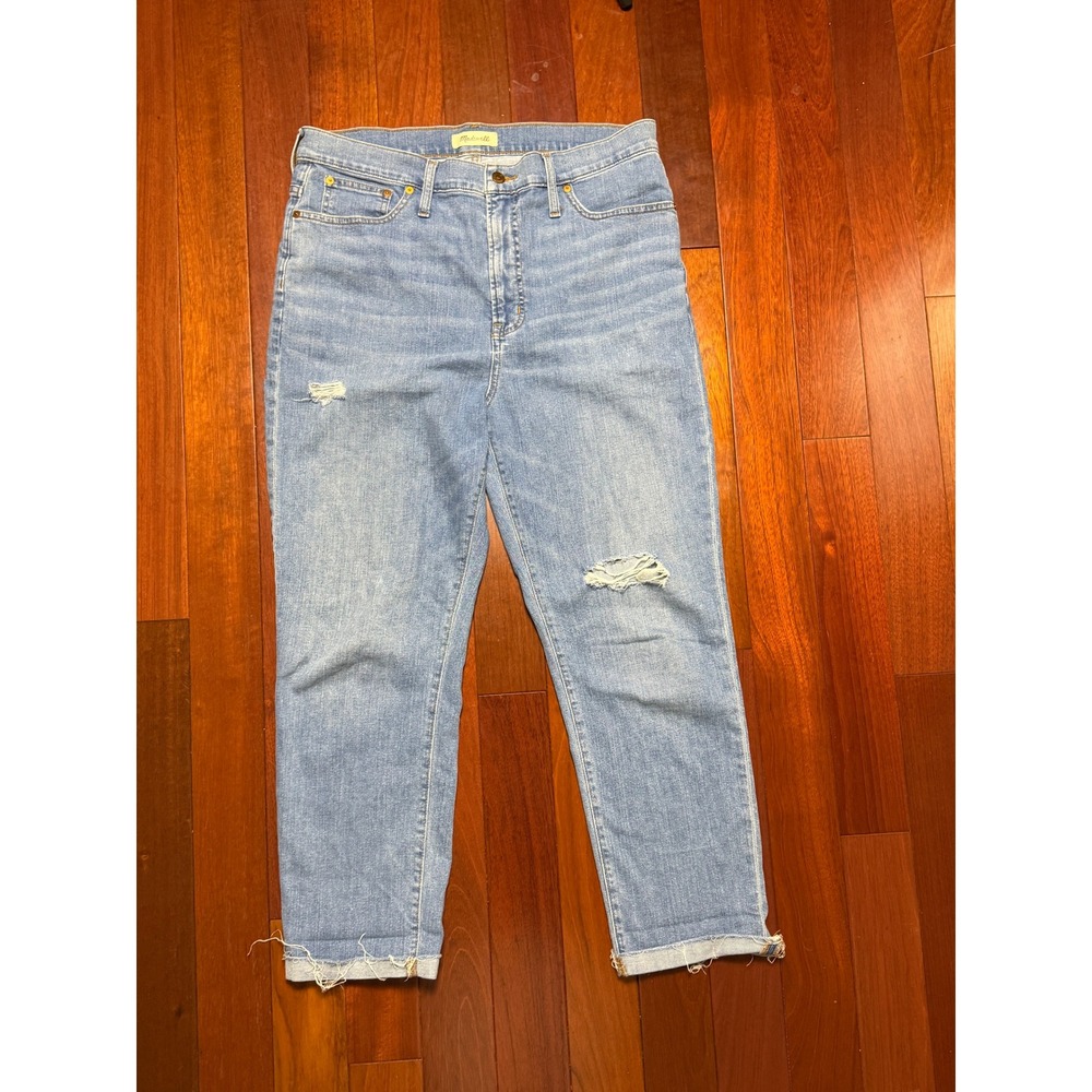 Madewell The Perfect Vintage Jeans 32 Light Wash Distressed Raw Hem Straight Leg